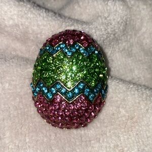 1.9" x 1.5" rhinestone crystals easter egg brooch gold plated